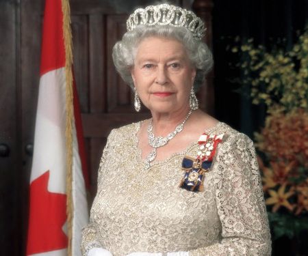 Elżbieta II pozdrowiła wolnomularzy