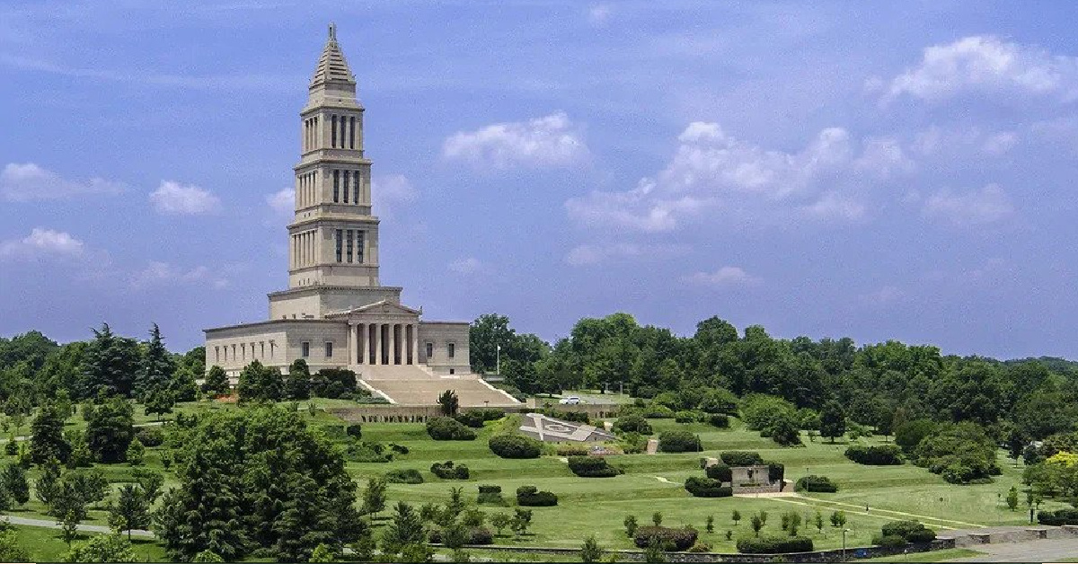 100 lat: Alexandria świętuje rocznicę George Washington Masonic National Memorial