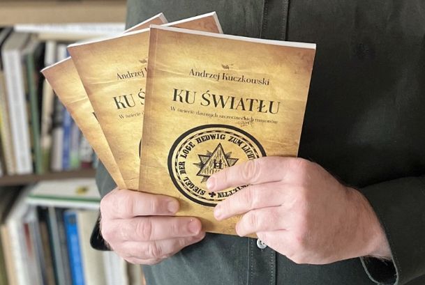 Ku światłu. W świecie dawnych szczecineckich masonów